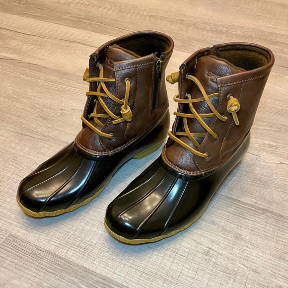 Sperry Women's Saltwater Duck Boot - Tan / Dark Brown - US Size 6M - Picture 1 of 8